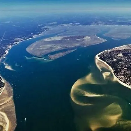 Апартаменты Lou Cachotte Ле-Теш